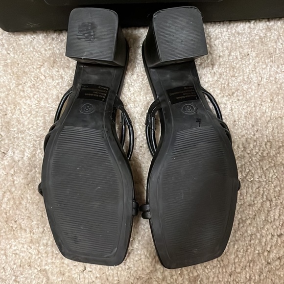 Slip on strappy heel - Picture 3 of 3